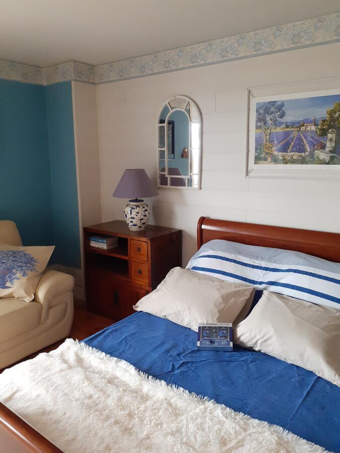 7042Douce Nuit Hotel Saint-Germain-Laval  Екстериор снимка