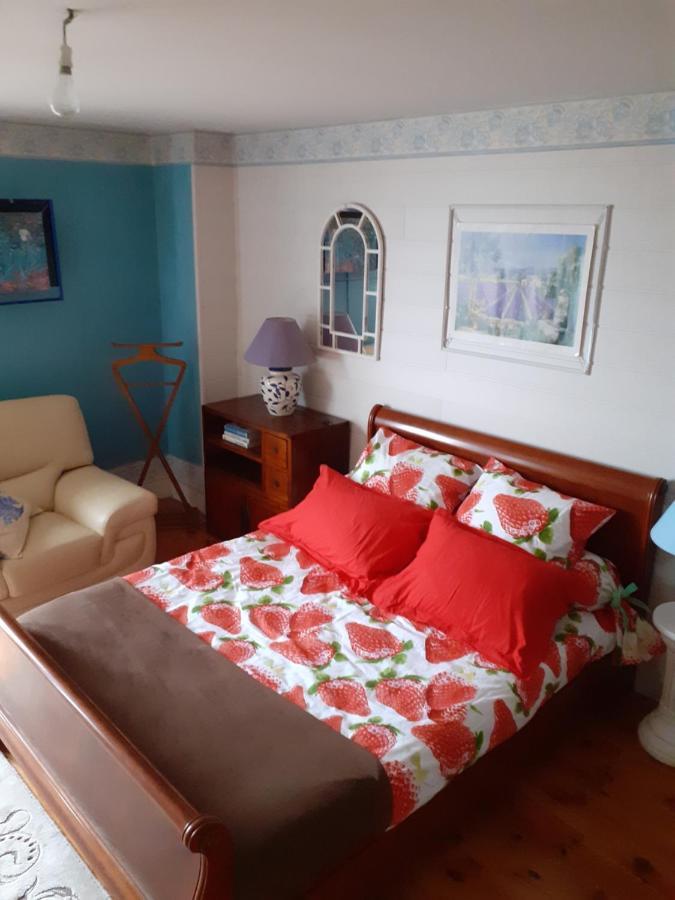 7042Douce Nuit Hotel Saint-Germain-Laval  Екстериор снимка