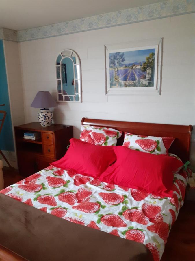 7042Douce Nuit Hotel Saint-Germain-Laval  Екстериор снимка